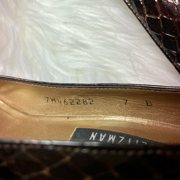Sale!  BOGO. Stuart Weitzman VTG Brown Leather Snake Pump Sz 7 - Picture 9 of 9